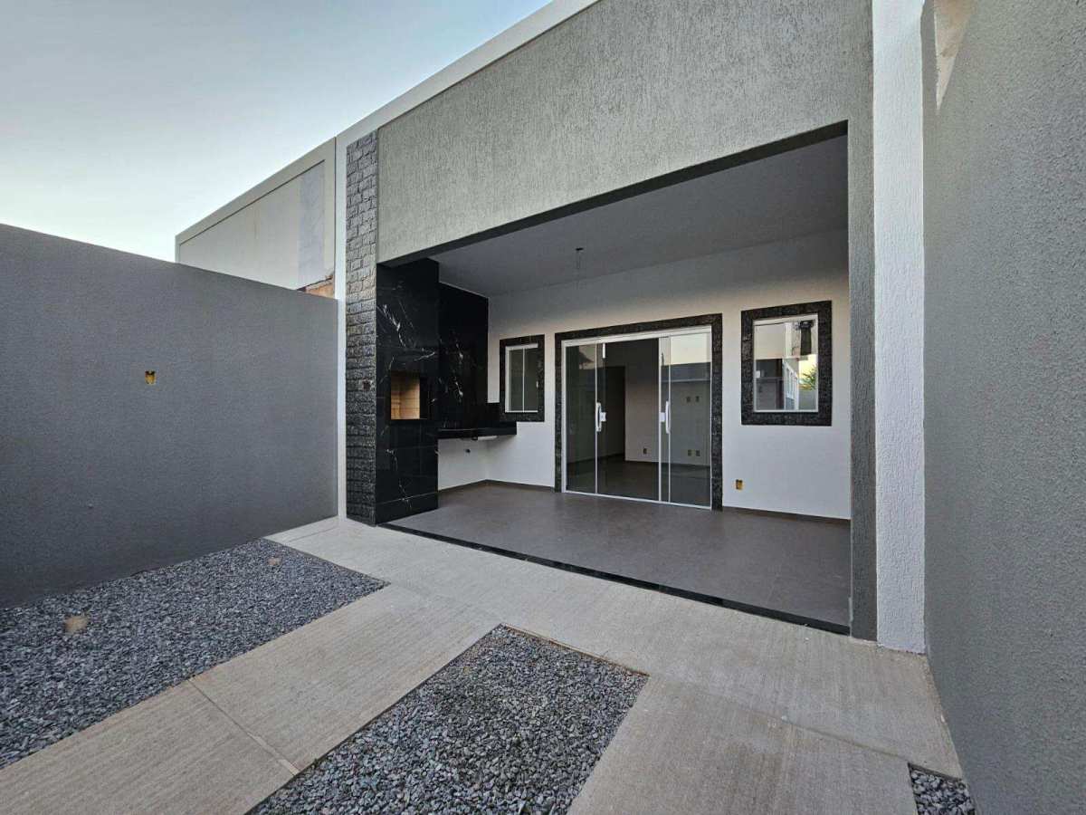 Casa Linear 2 Quartos (1 Suíte) em Búzios RJ